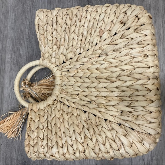 Barney's New York Natural Woven Straw Tote Bag - Picture 4 of 9